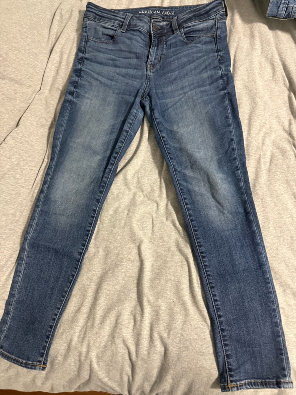 American Eagle Outfitters Women's Blue Skinny Jeans - Faded Wash